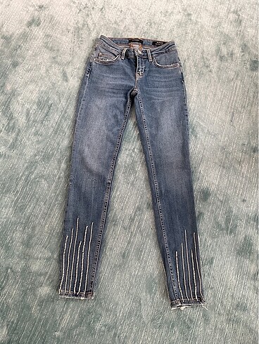 Guess kot