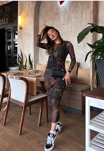 Uzun elbise