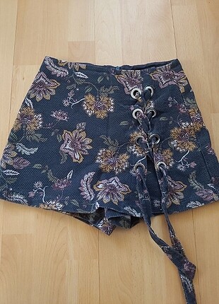 Stradivarius şort etek