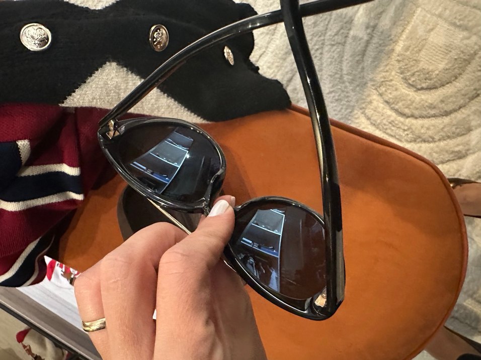 Tom Ford siyah gold - Görsel 3