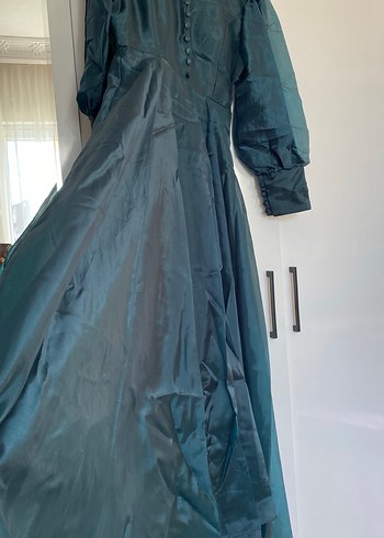 Uzun Siyah Kadın Elbise, Yüksek Yakalı, Dökümlü - Görsel 2