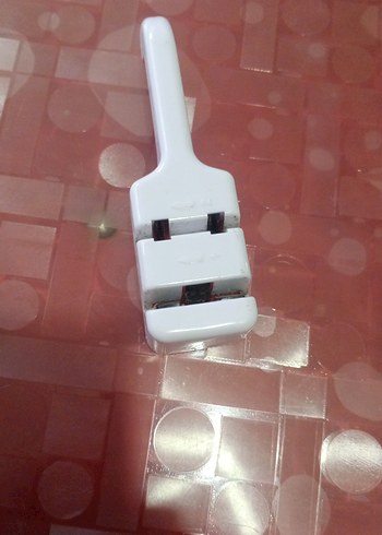 Beyaz Plastik Bıçak Bileyici - Görsel 2