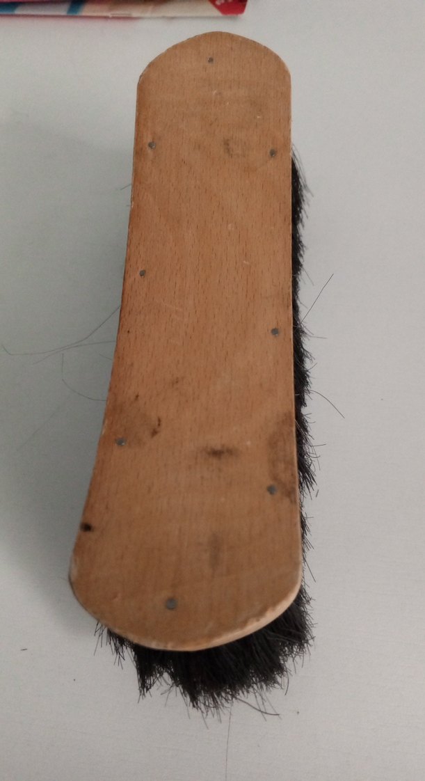 Kahverengi Ahşap Saplı Ayakkabı Fırçası - Görsel 3