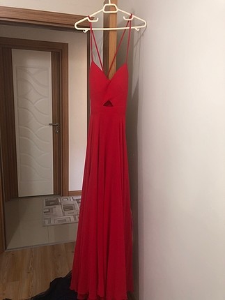 Abiye Kırmızı sırt dekolteli abiye