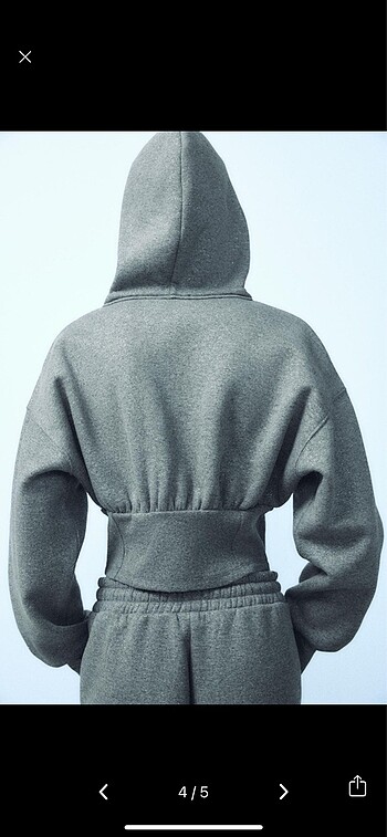 m Beden gri Renk ZARA SIMLI CROP SWEATSHIRT