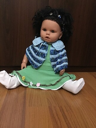 Oyuncak bebek