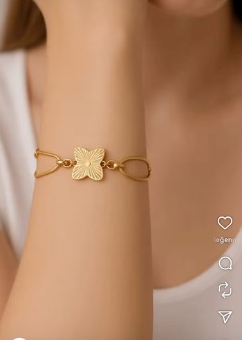 Minimalist Zincir Detaylı Altın Rengi Bileklik