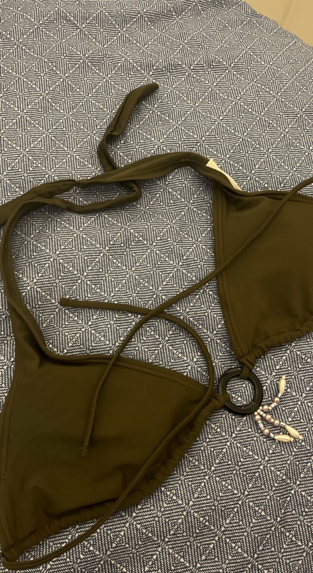 Zincir Detaylı Koyu Haki Kadın Bikini Üstü - Görsel 3