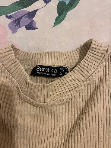 m Beden bershka crop