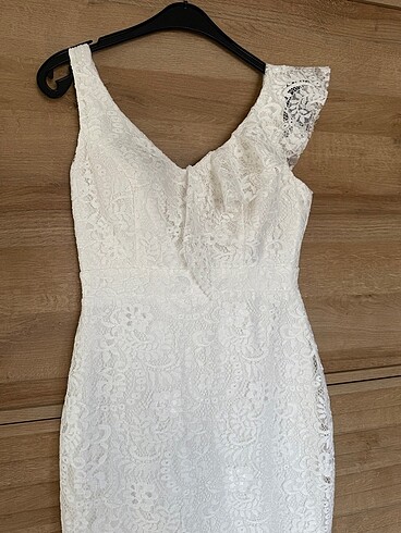 Beyaz nikah elbisesi - Görsel 2