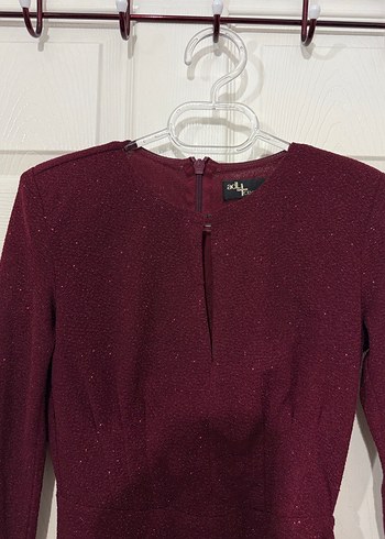 Bordo Uzun Kollu Vatkalı Drapeli Kadın Abiye Elbise - Görsel 3