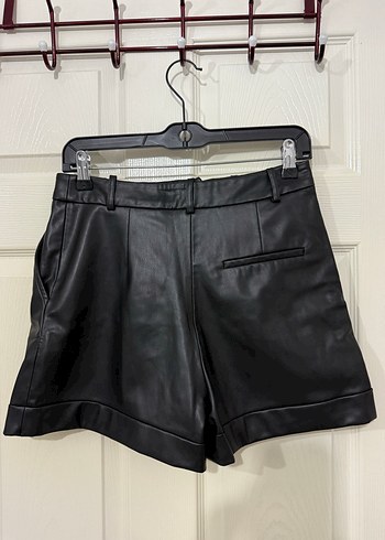 Kadın Siyah Zara Deri Şort - Görsel 3