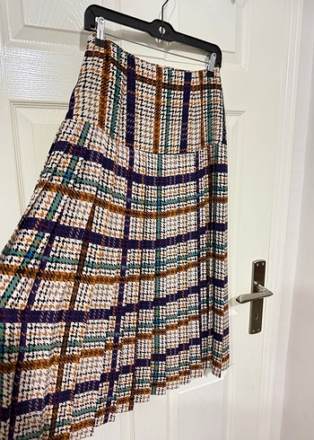 Çok Renkli Uzun Piliseli Etek - Görsel 2