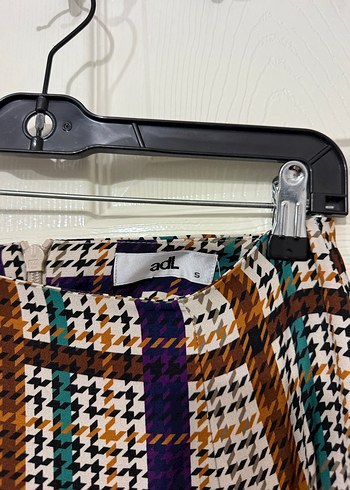 Çok Renkli Uzun Piliseli Etek - Görsel 3