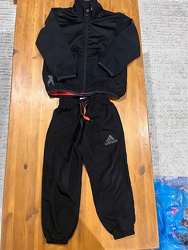 Adidas çocuk eşofman takımı