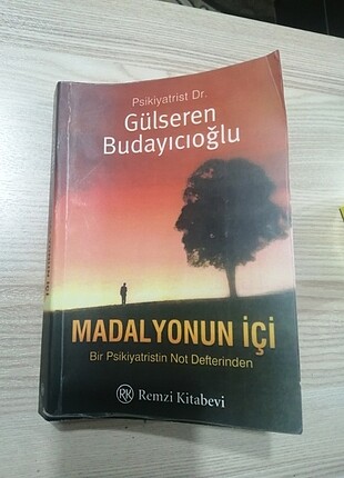 Gülseren Budayıcıoğlu Madalyonun İçi 