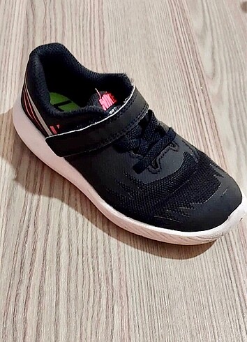 Nike Kız çocuk spor ayakkabı