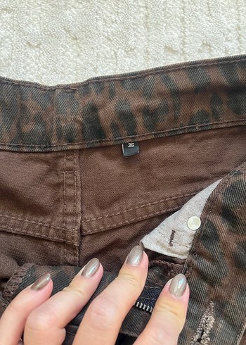 36 Beden Leopar jean