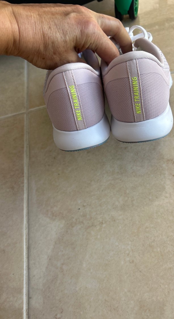 Beyaz Bağcıklı Kadın Nıke Spor Ayakkabı - Görsel 4