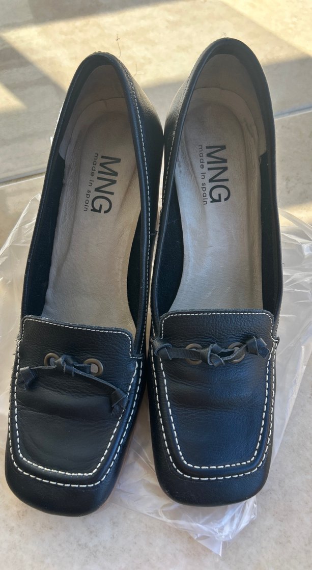 MNG Siyah Deri Klasik Topuklu Kadın Ayakkabı - Görsel 2