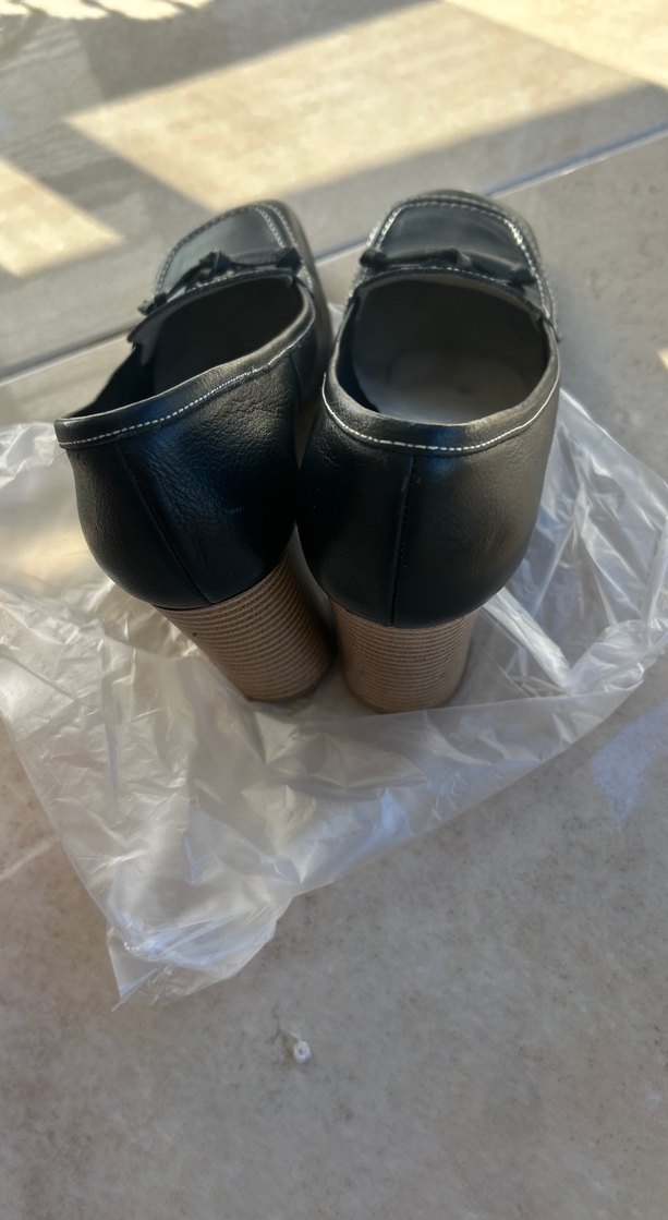 MNG Siyah Deri Klasik Topuklu Kadın Ayakkabı - Görsel 5