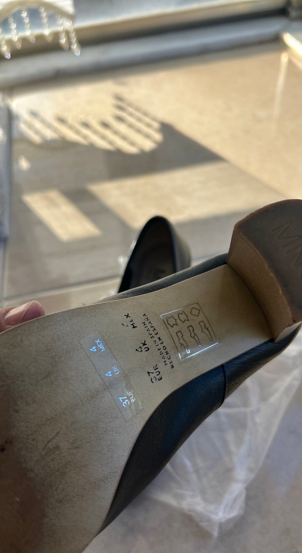 MNG Siyah Deri Klasik Topuklu Kadın Ayakkabı - Görsel 3