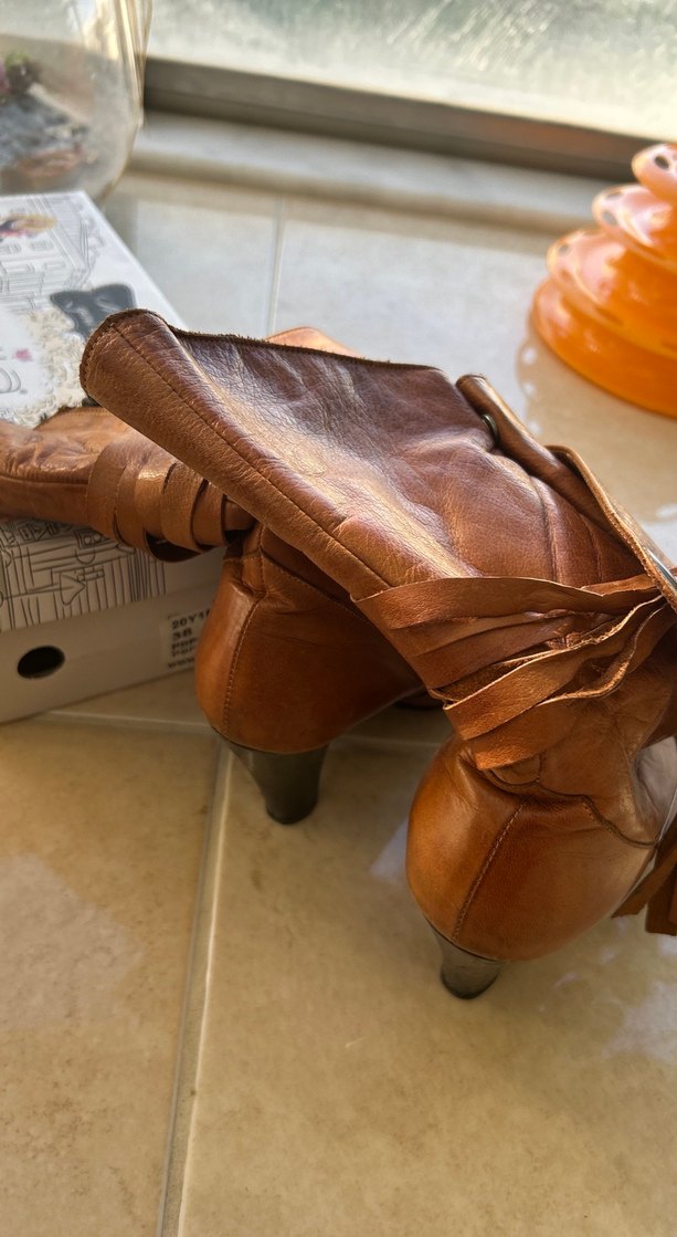 Bej Deri Kadın  Topuklu Bot - Görsel 5