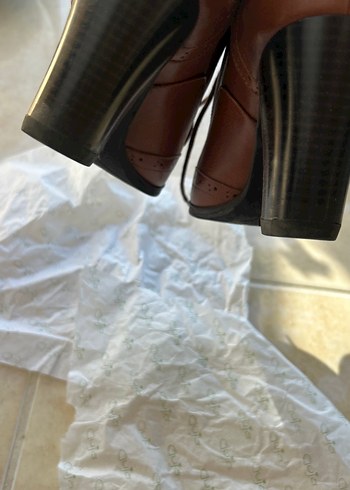 Kahverengi Deri Kadın Klasik Ayakkabı - Görsel 5