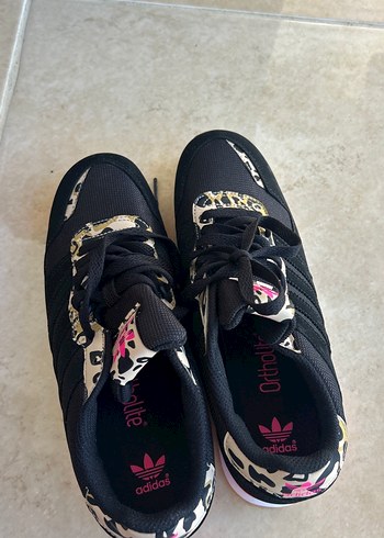 Adidas spor ayakkabı - Görsel 5