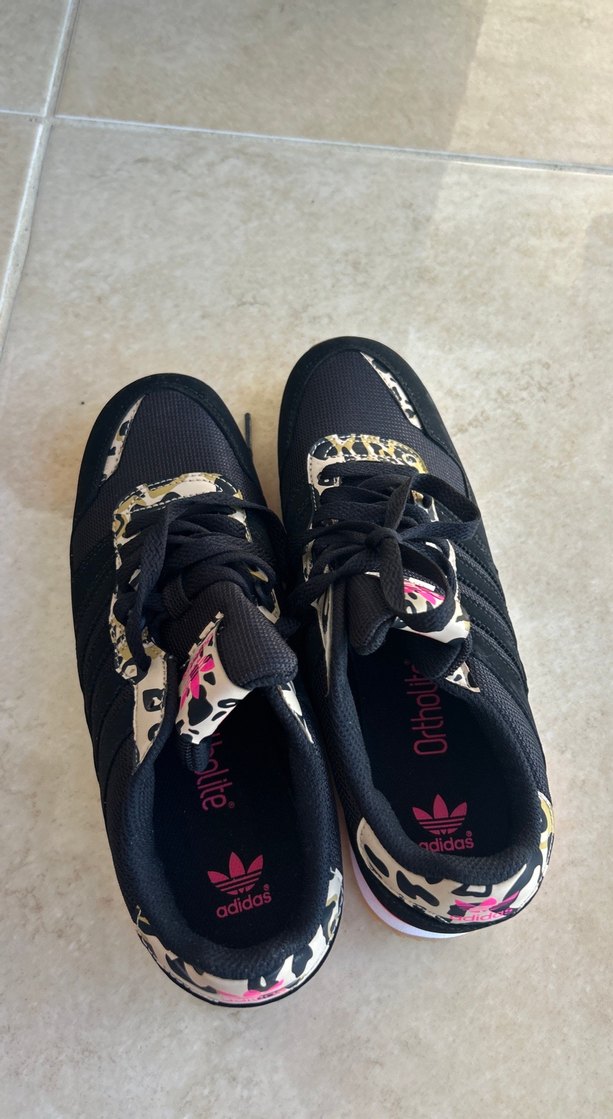 Adidas spor ayakkabı - Görsel 5