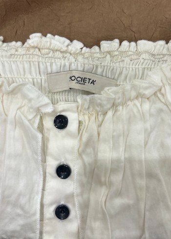 Dantel Detaylı Beyaz Fırfırlı Bluz - Görsel 4