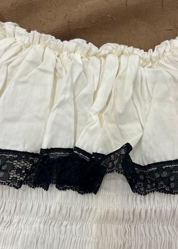 Dantel Detaylı Beyaz Fırfırlı Bluz - Görsel 8