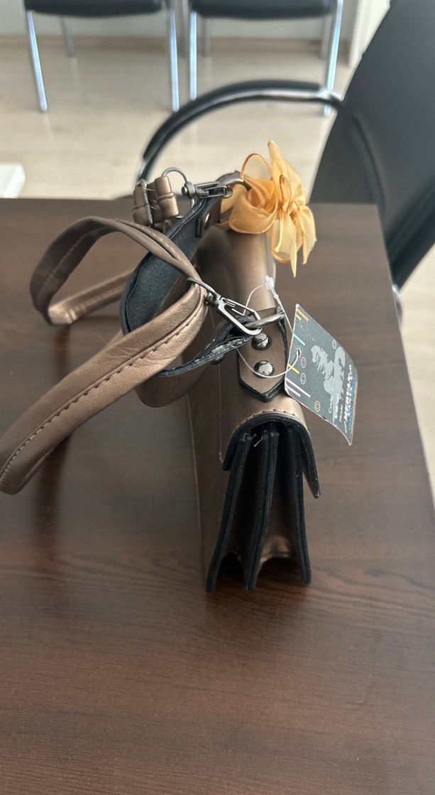 Bej Deri Tokalı Kadın Çanta - Görsel 3