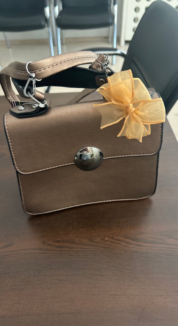 Bej Deri Tokalı Kadın Çanta - Görsel 2