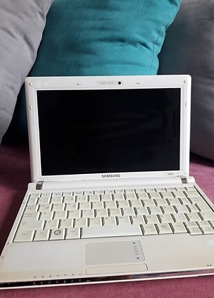 samsung mini laptop 