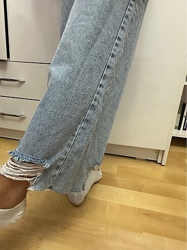 s Beden PAÇA DETAY JEAN