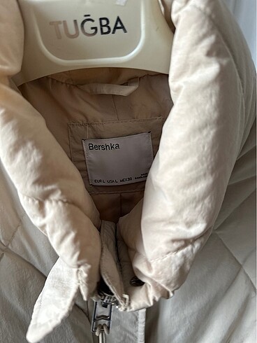 Bershka Krem Şişme Mont