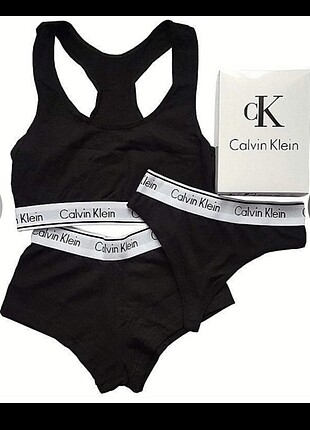 Calvin Klein iç giyim 