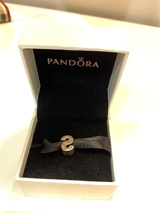 Pandora S harfli charm