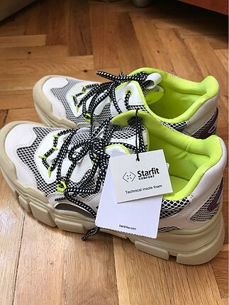 37 Beden Bershka
