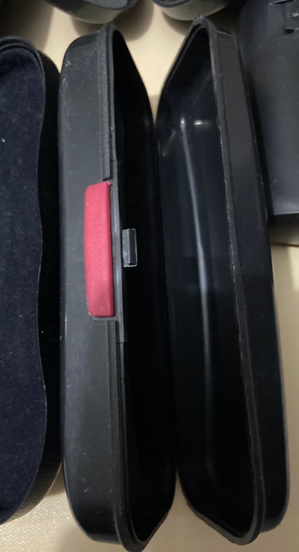 Atasun Optik Elastik Siyah Kadın Gözlük Kutusu - Görsel 5