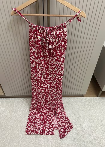 Bordo Çiçek Desenli Uzun Straplez Elbise