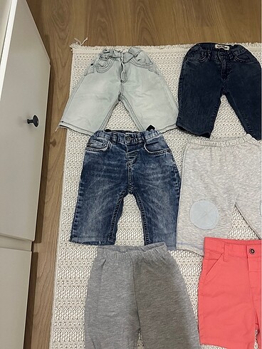 Diğer 9 adet çocuk pantolon
