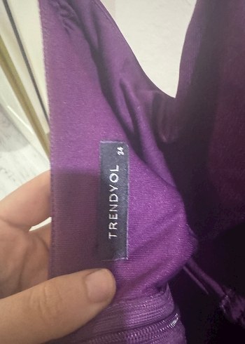 Mor Drapeli Uzun Askılı Abiye Elbise - Görsel 4