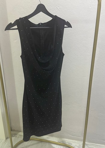 Siyah V Yaka Drapeli Midi Elbise - Görsel 2