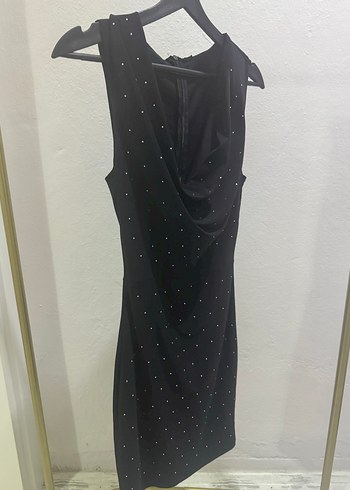 Siyah V Yaka Drapeli Midi Elbise - Görsel 4