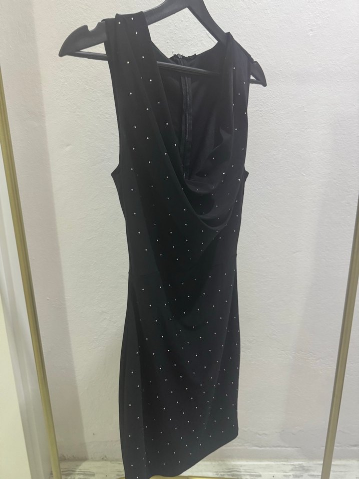 Siyah V Yaka Drapeli Midi Elbise - Görsel 4