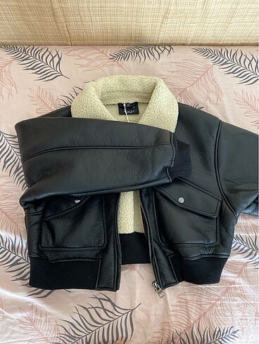 l Beden Pull and Bear Deri Ceket
