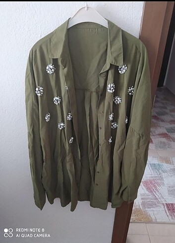 Taşlı gomlek 