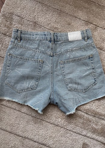 s Beden Kadın Gri Mavi Taşlı Mini Jean Şort